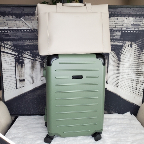 NWT MONOS METRO DUFFEL Carry-on - Picture 6 of 17